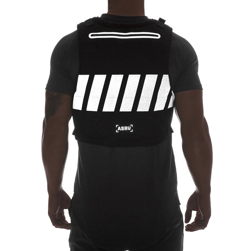 Multifunctional Tactical Vest for Outdoor Adventures