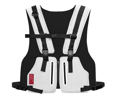 Multifunctional Tactical Vest for Outdoor Adventures